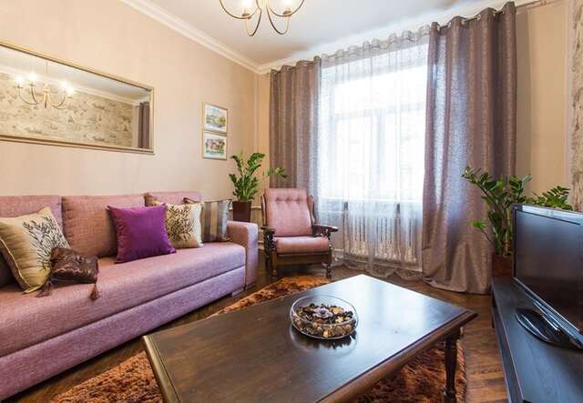 Апартаменты Apartment on ploshad Pobedi Минск-21